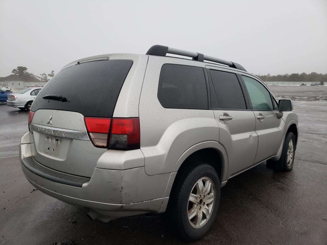 Photo 4 from auction – 2011 MITSUBISHI ENDEAVOR with VIN 4A4JM2AS2BE033424