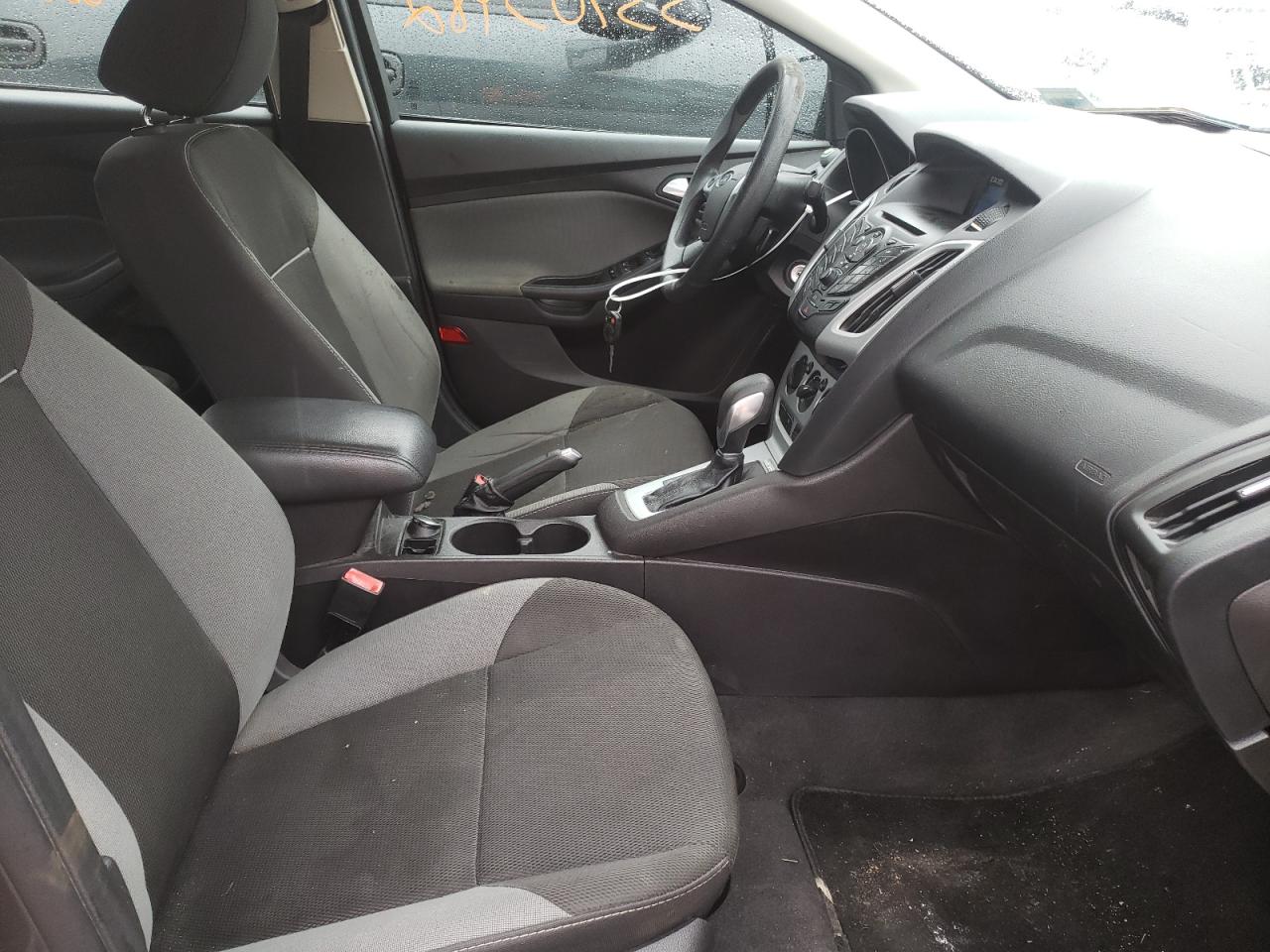 Photo 5 from auction – 2013 FORD FOCUS SE with VIN 1FADP3F2XDL329967