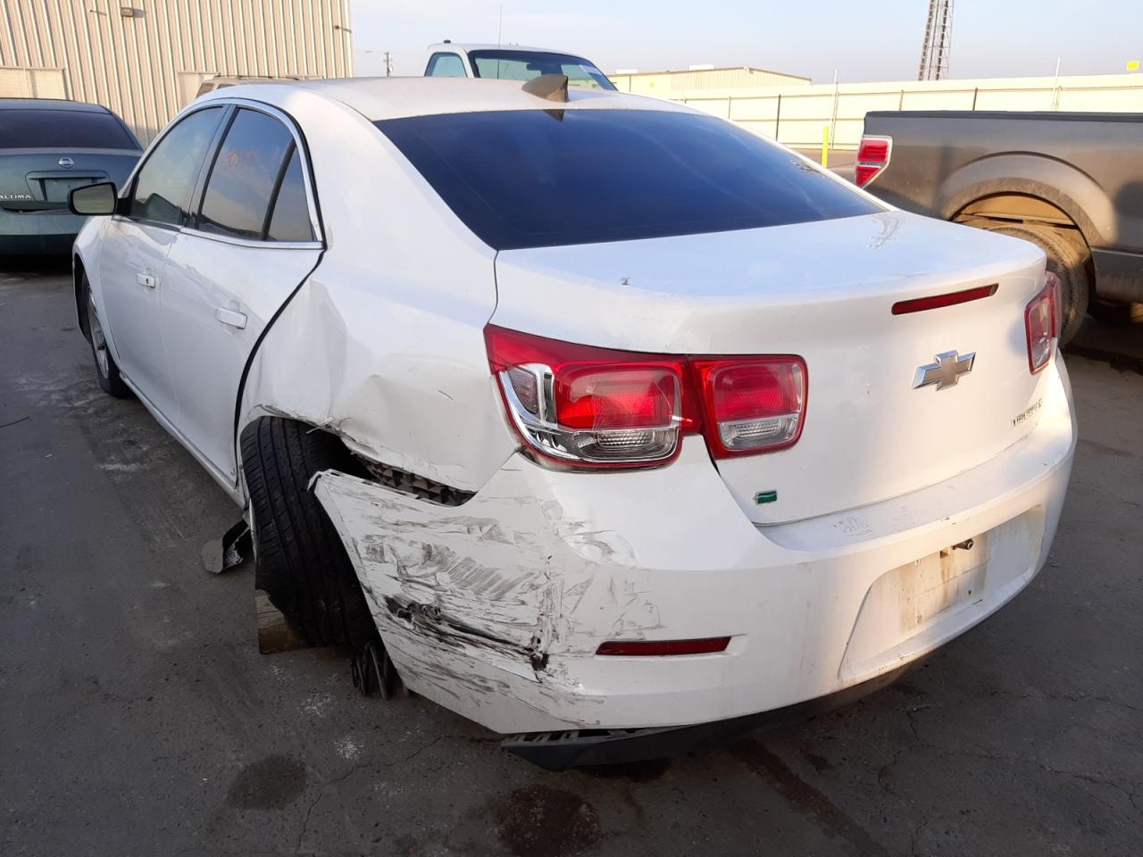 Photo 3 from auction – 2015 CHEVROLET MALIBU LS with VIN 1G11B5SL6FF301664