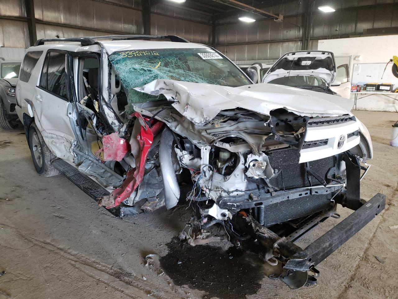 Photo 9 from auction – 2004 TOYOTA 4RUNNER SR with VIN JTEZU14R648015356