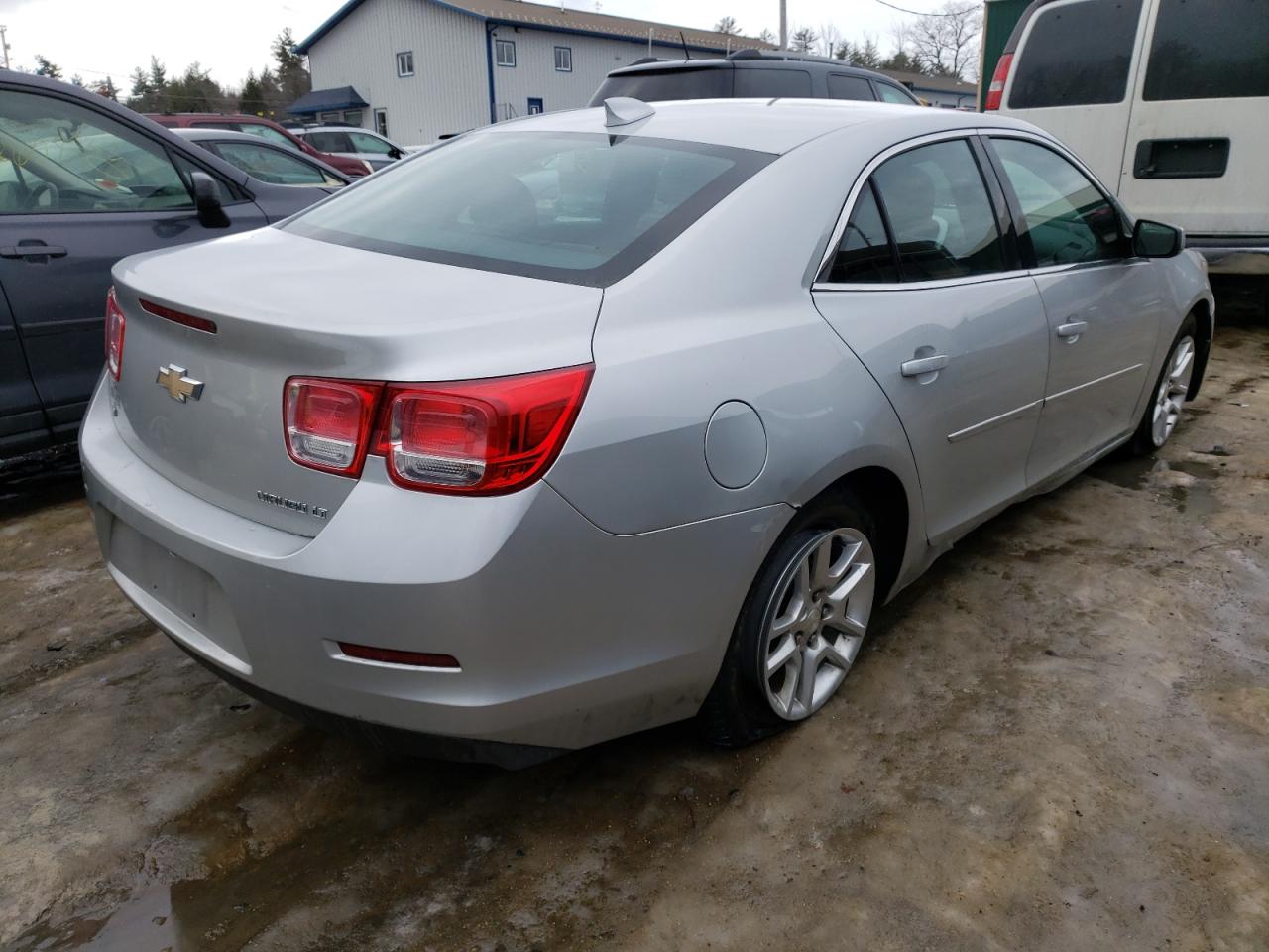 Photo 4 from auction – 2015 CHEVROLET MALIBU 1LT with VIN 1G11C5SL3FF276851