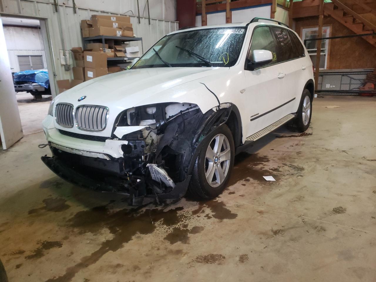 Photo 2 from auction – 2012 BMW X5 XDRIVE3 with VIN 5UXZW0C53CL674254