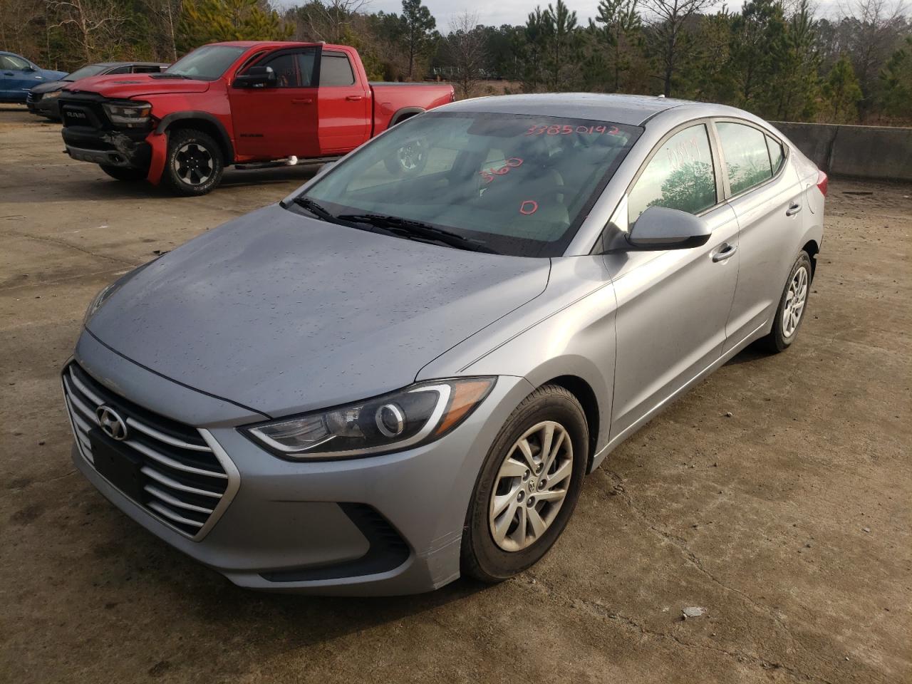 Photo 2 from auction – 2017 HYUNDAI ELANTRA SE with VIN 5NPD74LF2HH077102