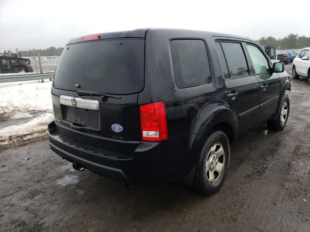 Photo 4 from auction – 2009 HONDA PILOT LX with VIN 5FNYF48289B052554