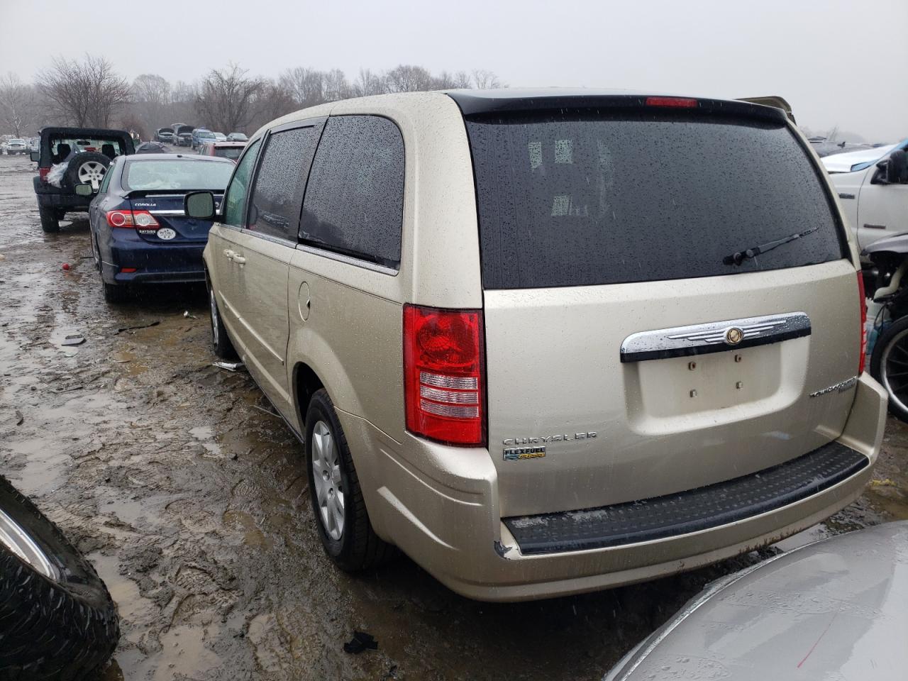Photo 3 from auction – 2010 CHRYSLER TOWN & COU with VIN 2A4RR4DE6AR188146