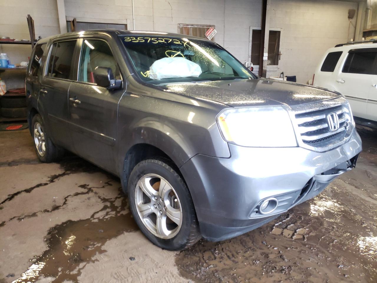 HONDA PILOT EXL 2013 with VIN 5FNYF4H69DB037962 - Photo from auction
