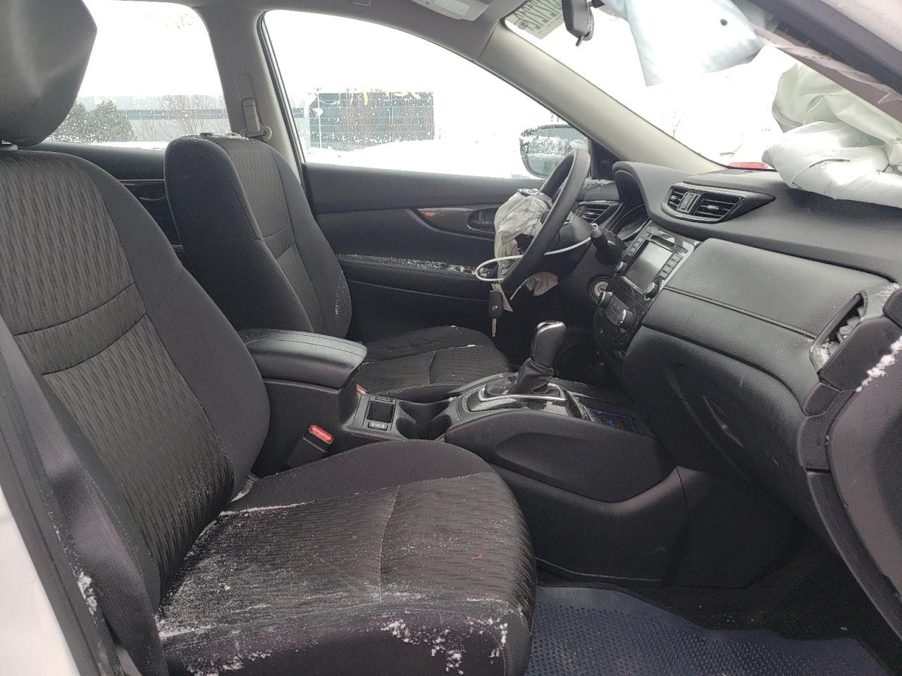 Photo 5 from auction – 2020 NISSAN ROGUE S with VIN 5N1AT2MT8LC756346