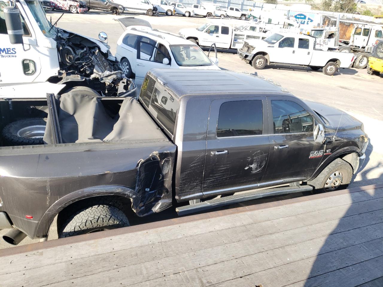 Photo 9 from auction – 2016 RAM 3500 LONGH with VIN 3C63RRNL1GG208623