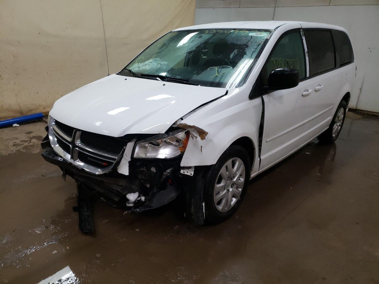 Photo 2 from auction – 2015 DODGE GRAND CARA with VIN 2C4RDGBG0FR658057