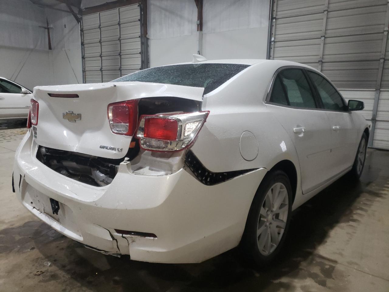 Photo 4 from auction – 2015 CHEVROLET MALIBU 2LT with VIN 1G11D5SL8FF352013