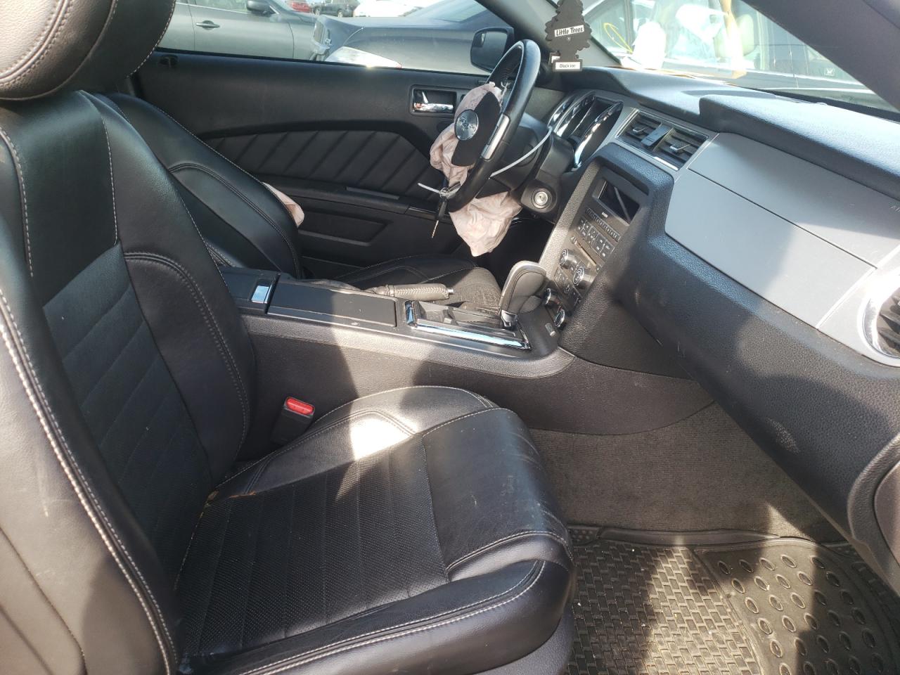 Photo 5 from auction – 2014 FORD MUSTANG with VIN 1ZVBP8AM4E5311250