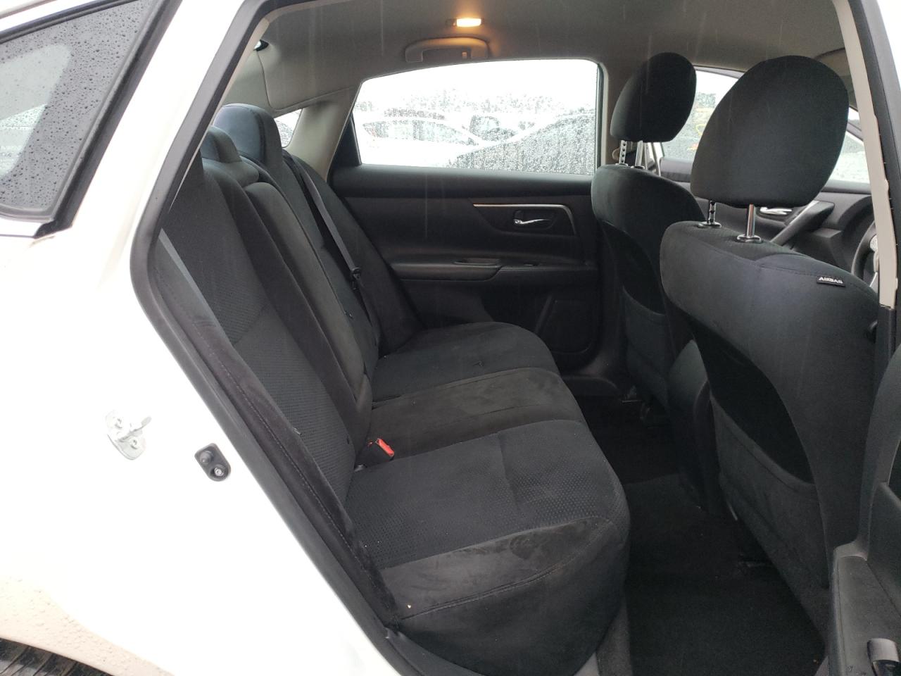 Photo 6 from auction – 2015 NISSAN ALTIMA 2.5 with VIN 1N4AL3AP2FC574282