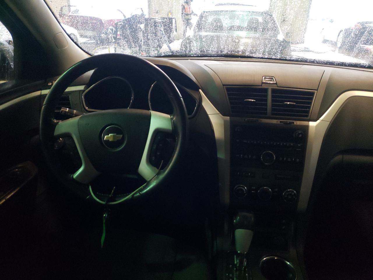 Photo 9 from auction – 2012 CHEVROLET TRAVERSE L with VIN 1GNKVGED1CJ238170