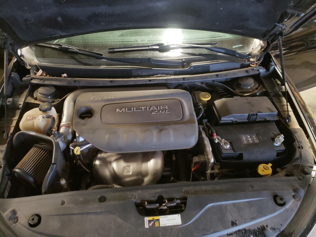 Photo 7 from auction – 2016 CHRYSLER 200 S with VIN 1C3CCCBB3GN181844