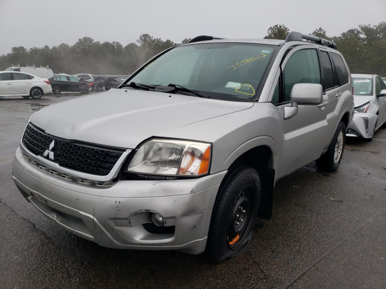 Photo 2 from auction – 2011 MITSUBISHI ENDEAVOR with VIN 4A4JM2AS2BE033424