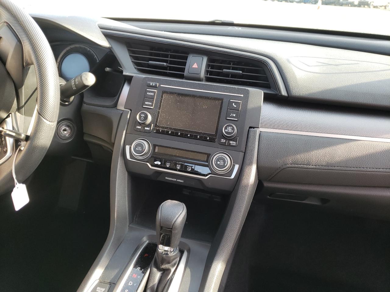 Photo 9 from auction – 2016 HONDA CIVIC LX with VIN 19XFC2F59GE236616