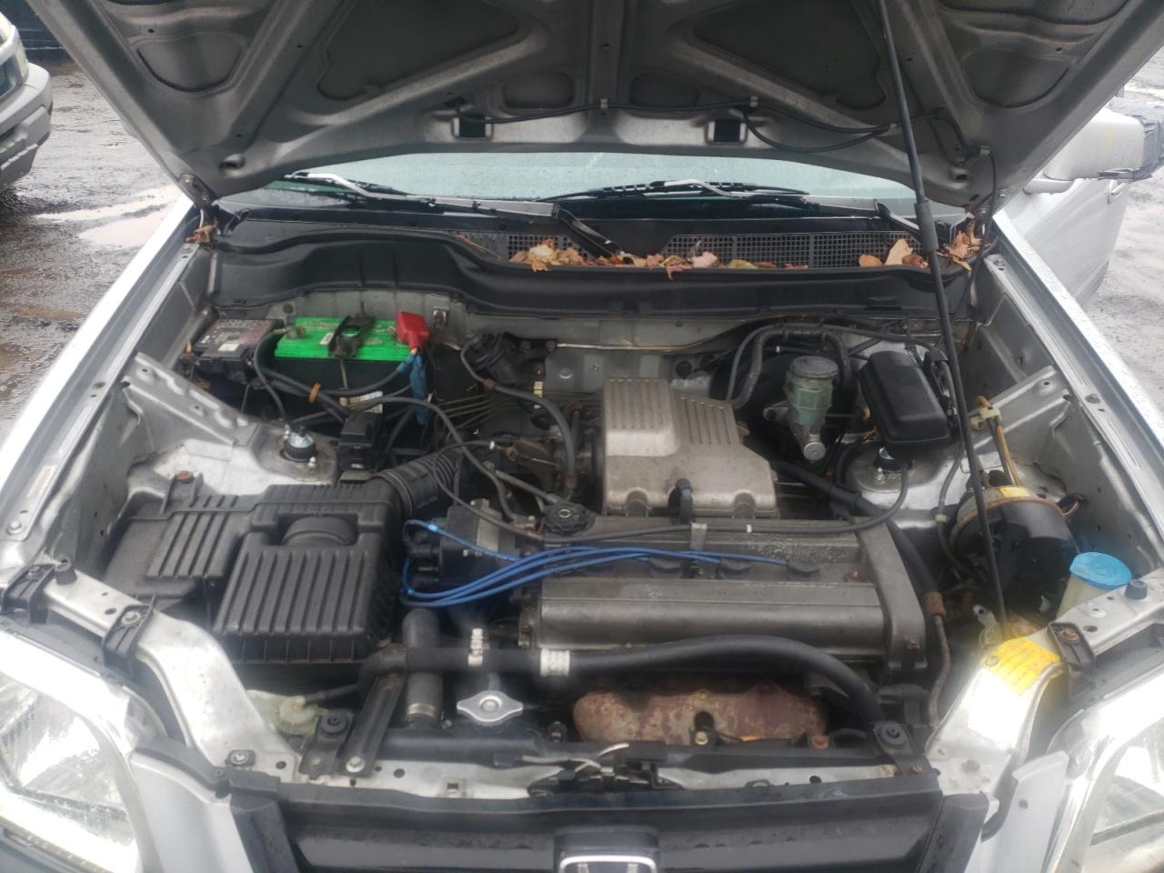 Photo 7 from auction – 2001 HONDA CR-V with VIN JHLRD18601C029852