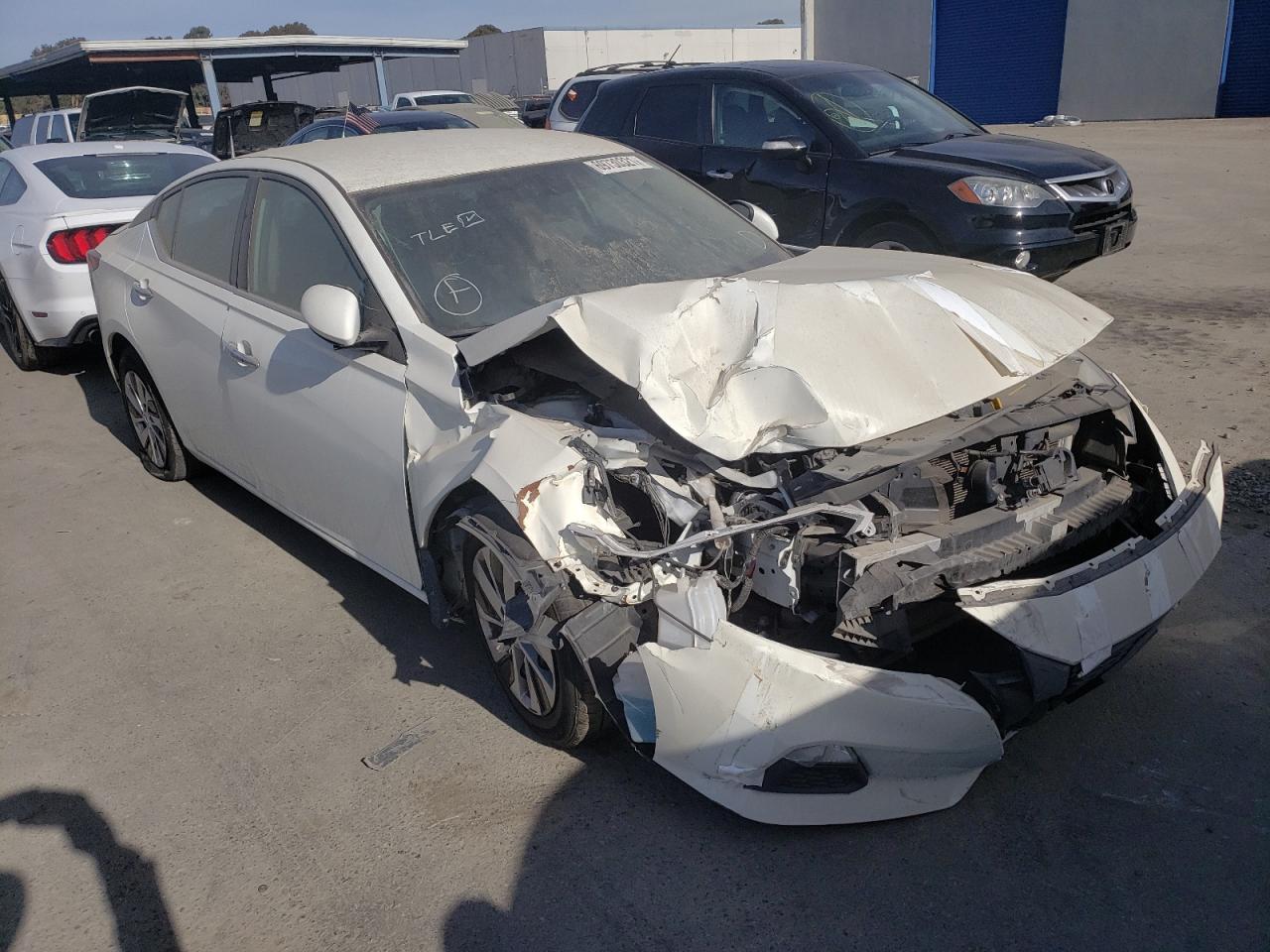 NISSAN ALTIMA S 2019 with VIN 1N4BL4BV2KC154670 - Photo from auction