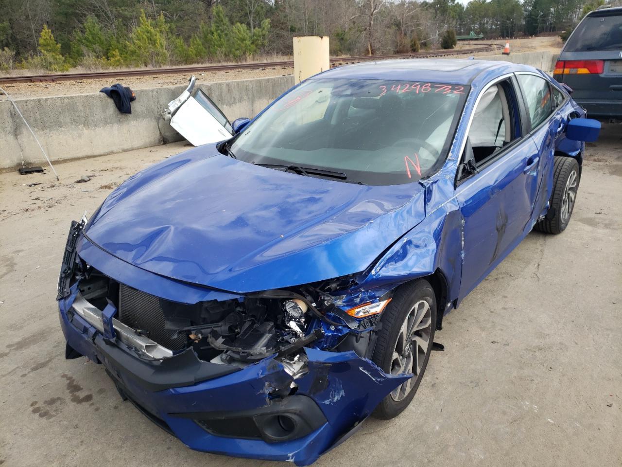 Photo 9 from auction – 2018 HONDA CIVIC EX with VIN 2HGFC2F80JH543308
