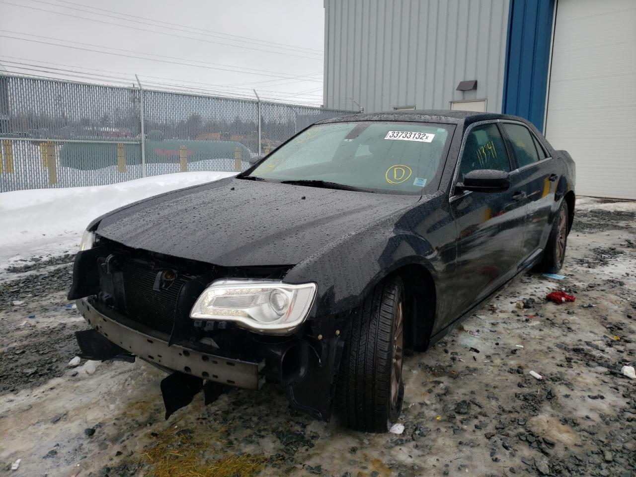 Photo 2 from auction – 2015 CHRYSLER 300 LIMITE with VIN 2C3CCARG9FH749785