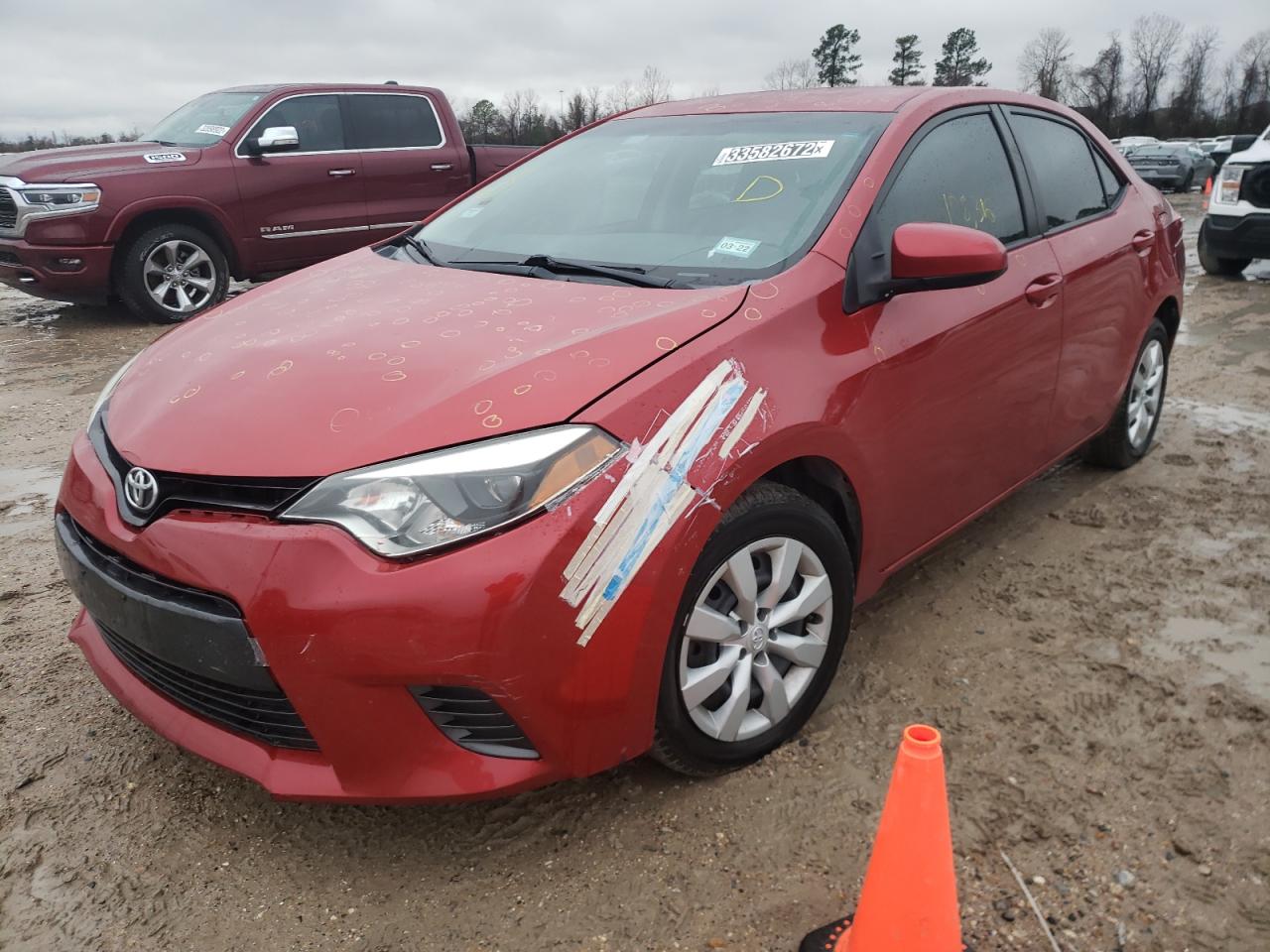 Photo 2 from auction – 2015 TOYOTA COROLLA L with VIN 5YFBURHE0FP236731