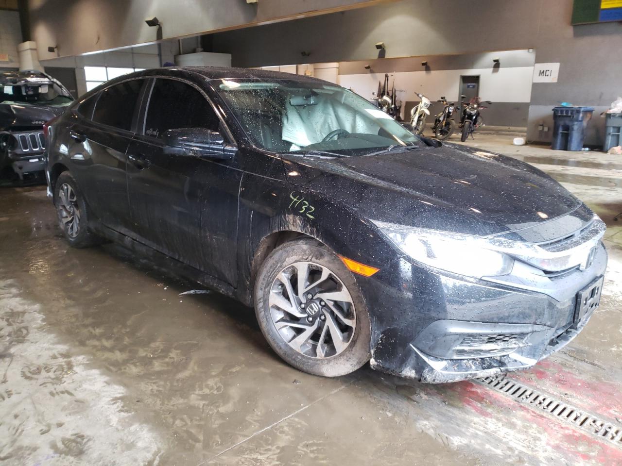 HONDA CIVIC EX 2018 with VIN 2HGFC2F79JH503719 - Photo from auction