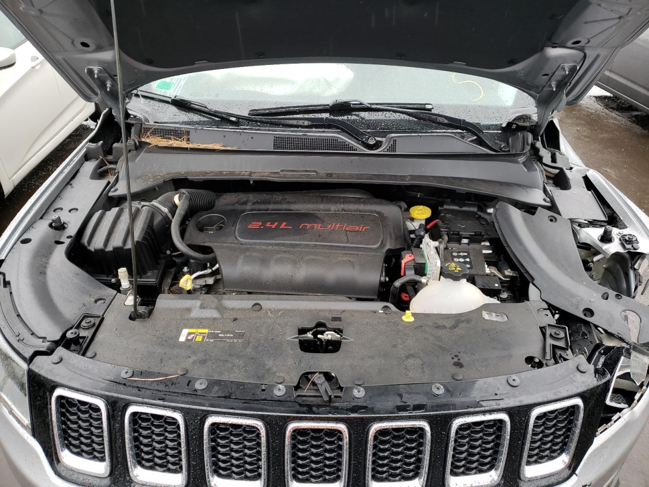 Photo 7 from auction – 2018 JEEP COMPASS LI with VIN 3C4NJDCB4JT354437