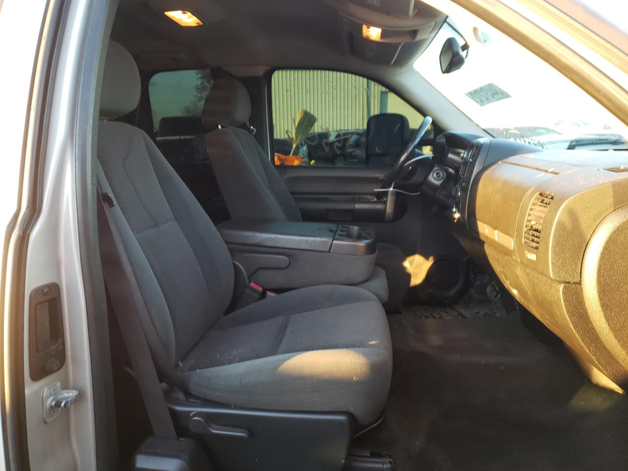 صورة رقم 5 من المزاد - 2008 CHEVROLET SILVERADO مع VIN 1GCHK29608E116264