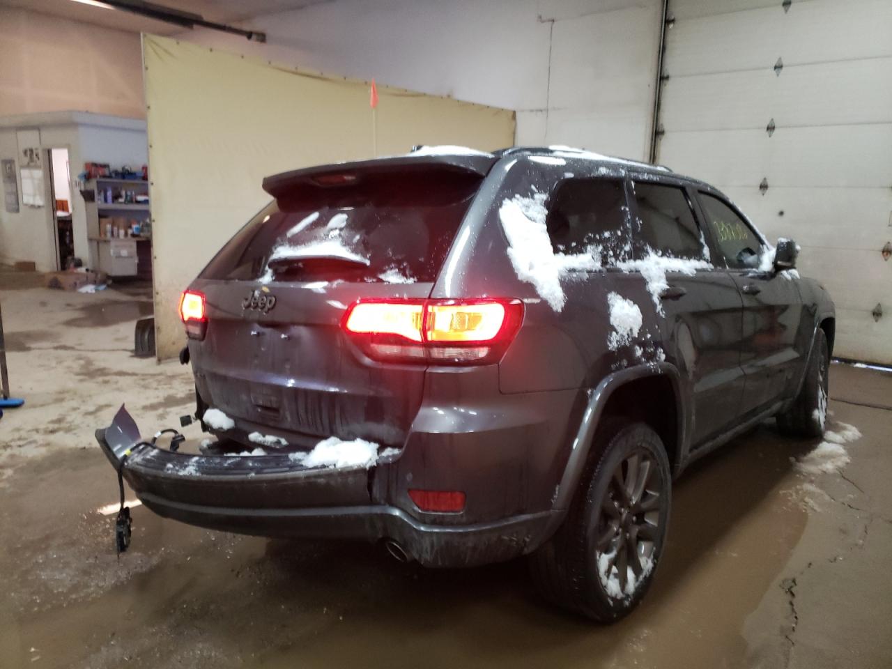 Photo 4 from auction – 2017 JEEP GRAND CHER with VIN 1C4RJFBG7HC726305
