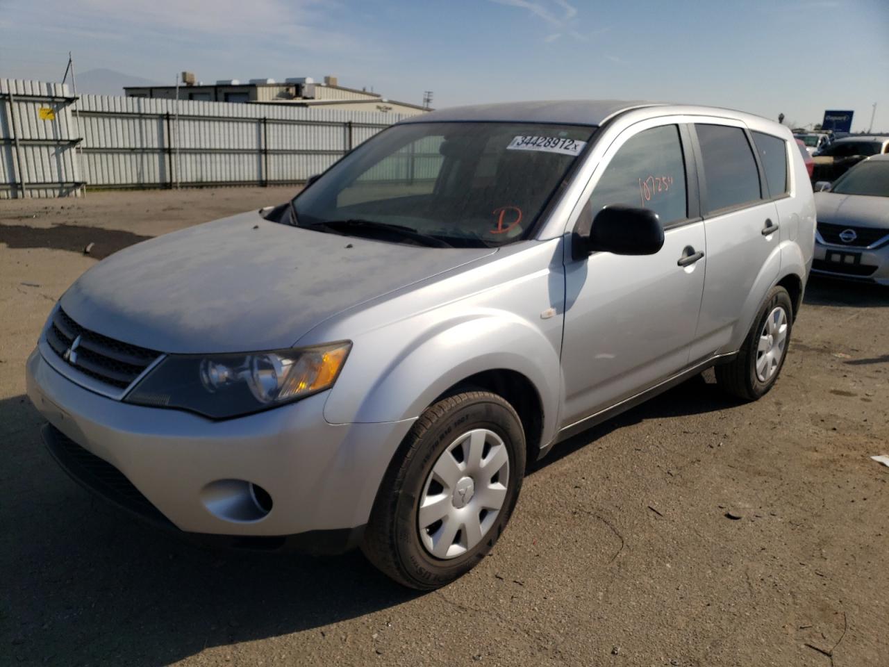 Photo 2 from auction – 2007 MITSUBISHI OUTLANDER with VIN JA4MS31X97U005297