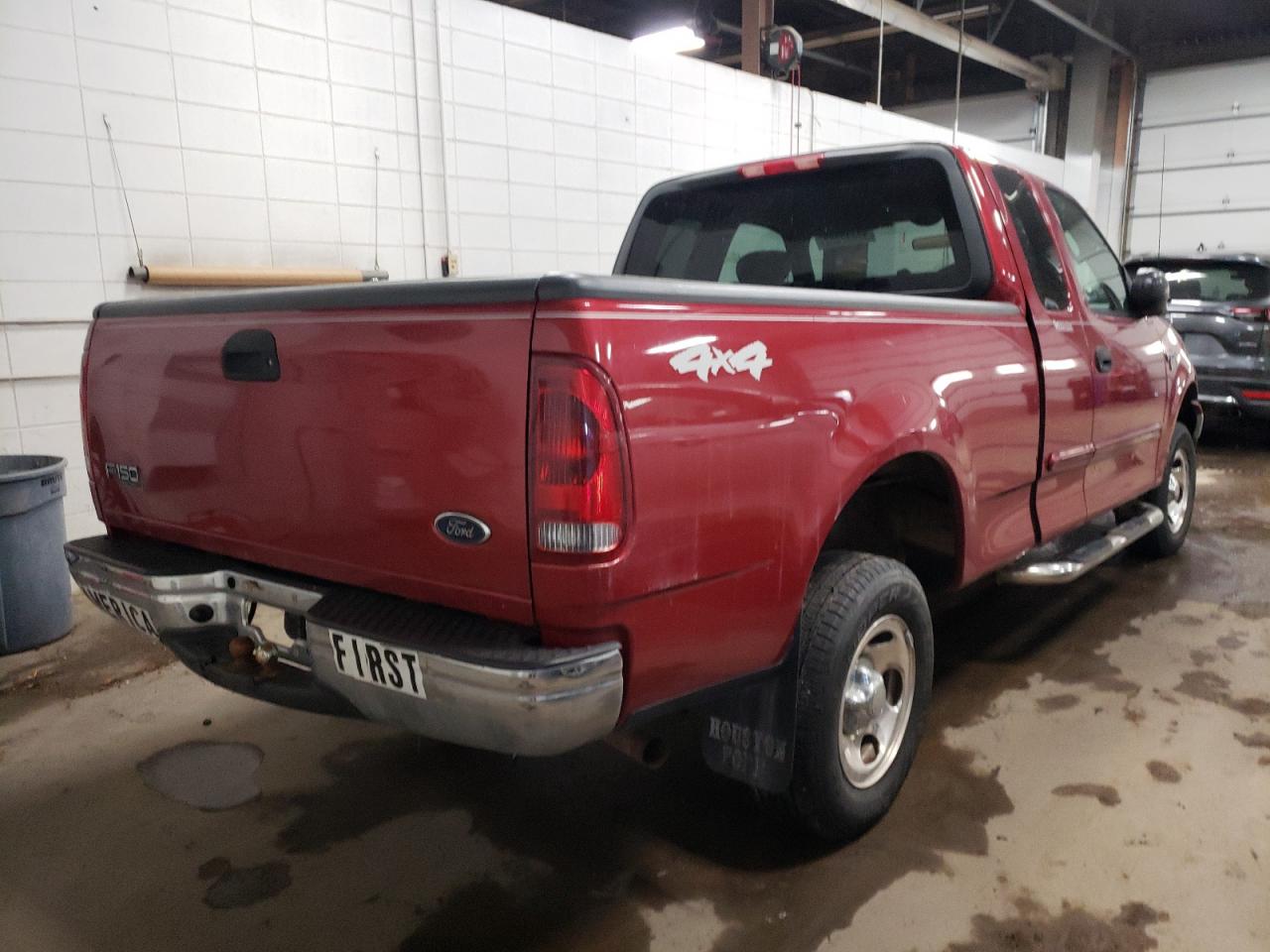 Photo 4 from auction – 2004 FORD F-150 HERI with VIN 2FTRX18WX4CA21146