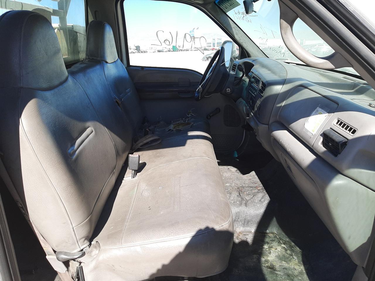 Photo 5 from auction – 2001 FORD F250 SUPER with VIN 1FTNF20L31EC03267