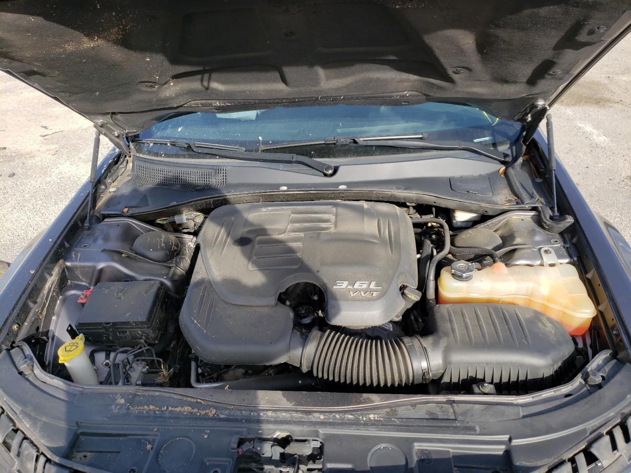 Photo 7 from auction – 2014 CHRYSLER 300 S with VIN 2C3CCABG2EH118501
