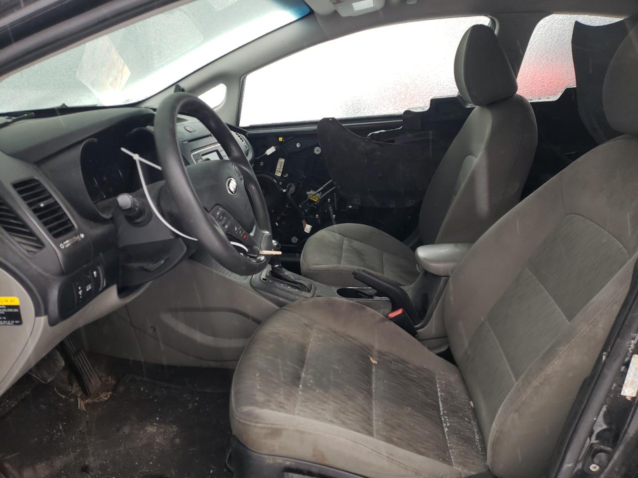 Фото 5 с аукциона – 2016 KIA FORTE LX с VIN KNAFK4A67G5538851