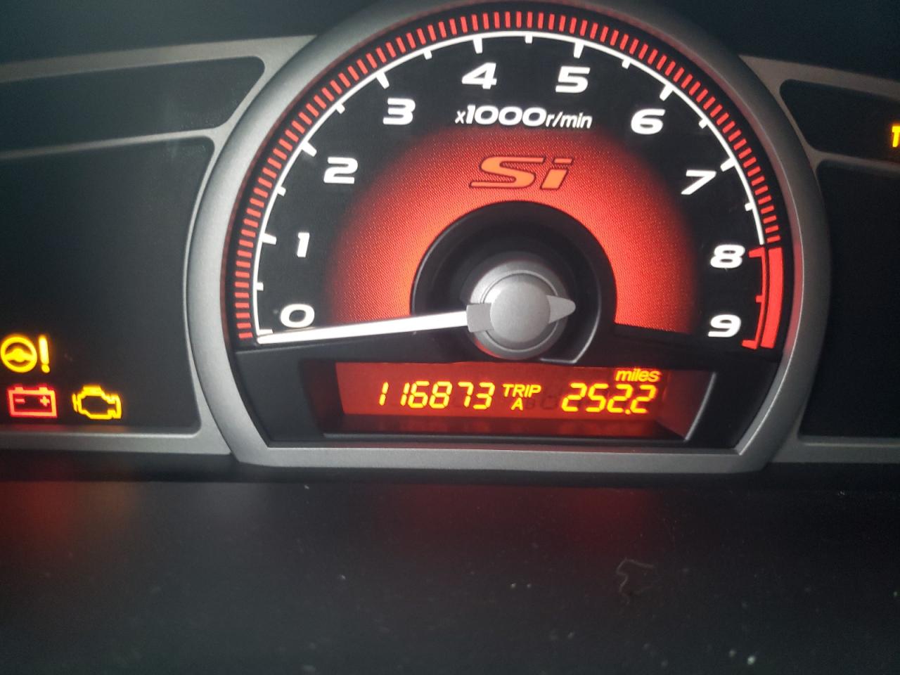 Photo 8 from auction – 2011 HONDA CIVIC SI with VIN 2HGFA5E58BH701927