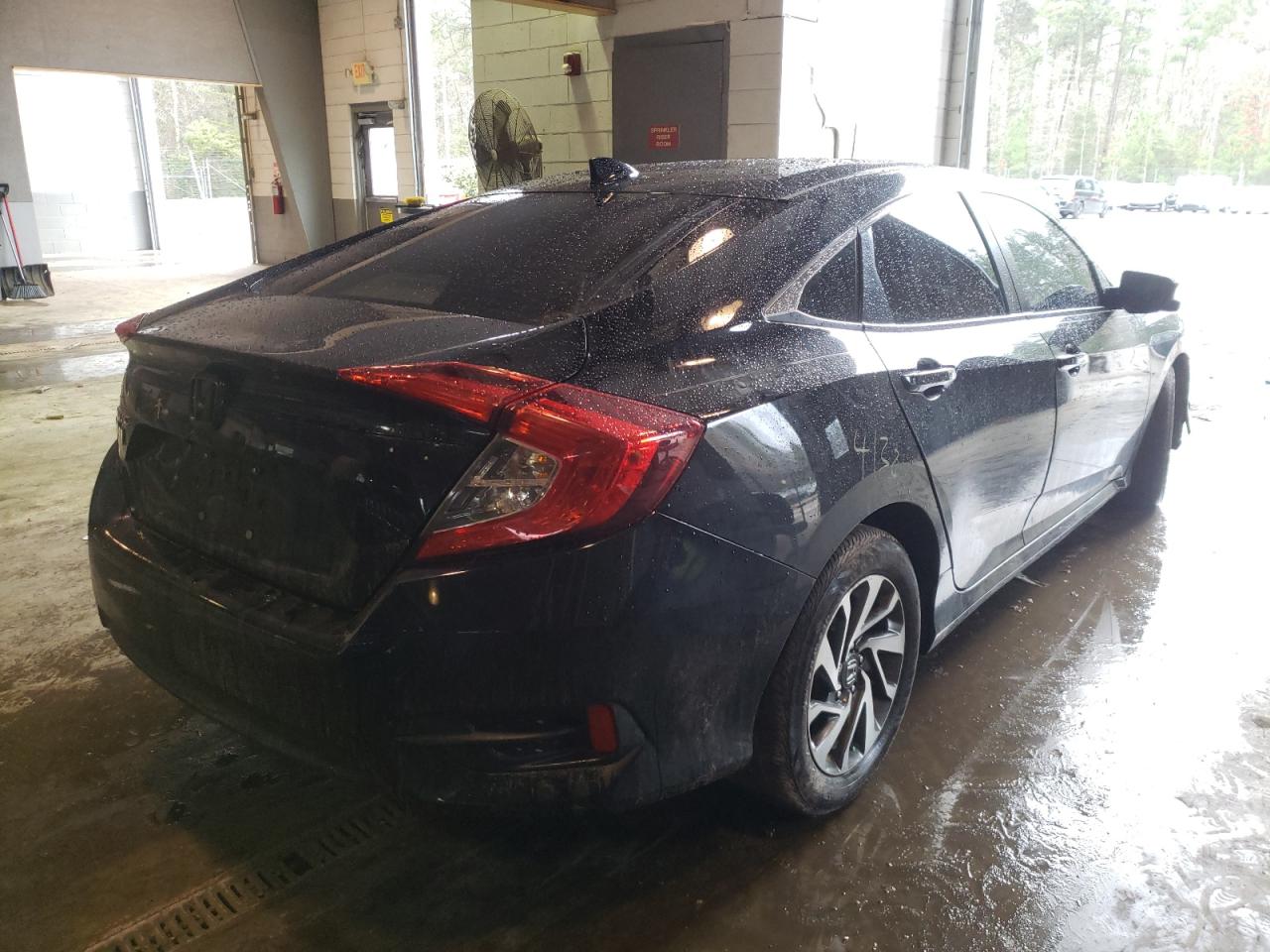 Photo 4 from auction – 2018 HONDA CIVIC EX with VIN 2HGFC2F79JH503719