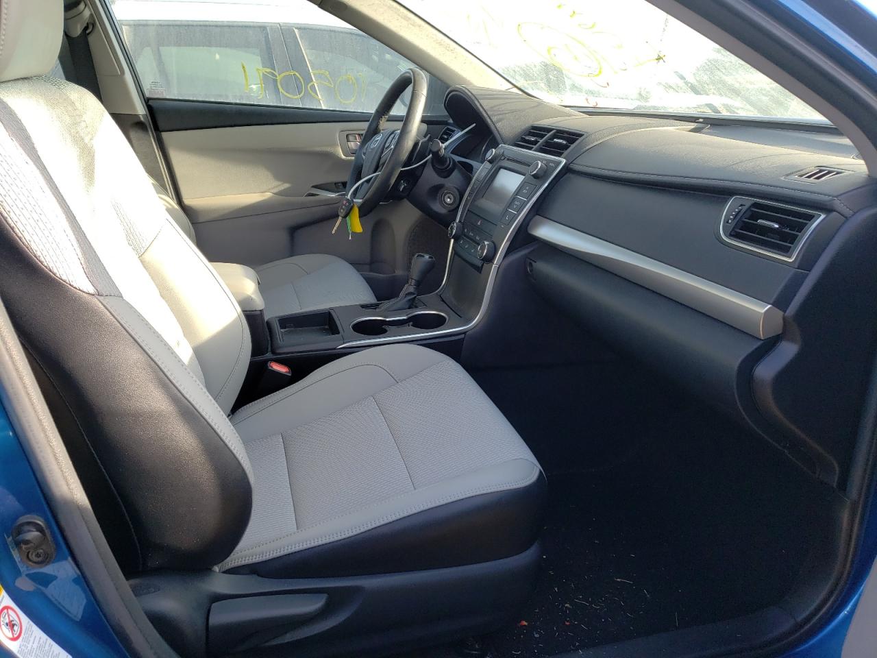 Photo 5 from auction – 2017 TOYOTA CAMRY LE with VIN 4T1BF1FK8HU640642