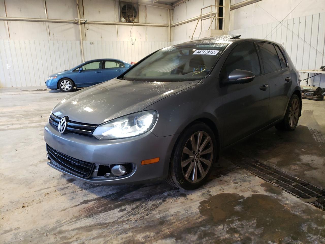 Photo 2 from auction – 2013 VOLKSWAGEN GOLF with VIN WVWDM7AJ6DW032489