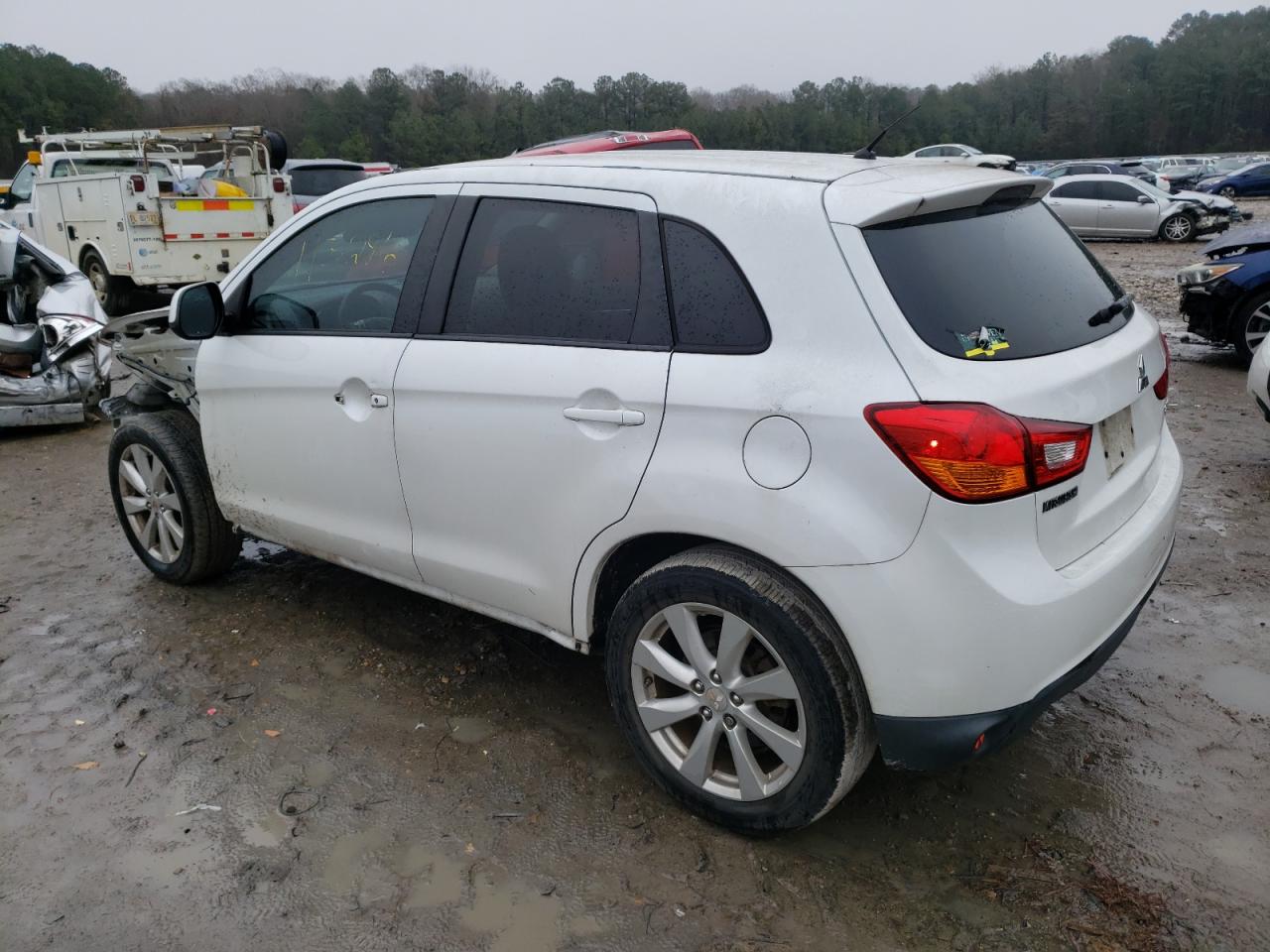 صورة رقم 3 من المزاد - 2013 MITSUBISHI OUTLANDER مع VIN 4A4AP3AU4DE010552