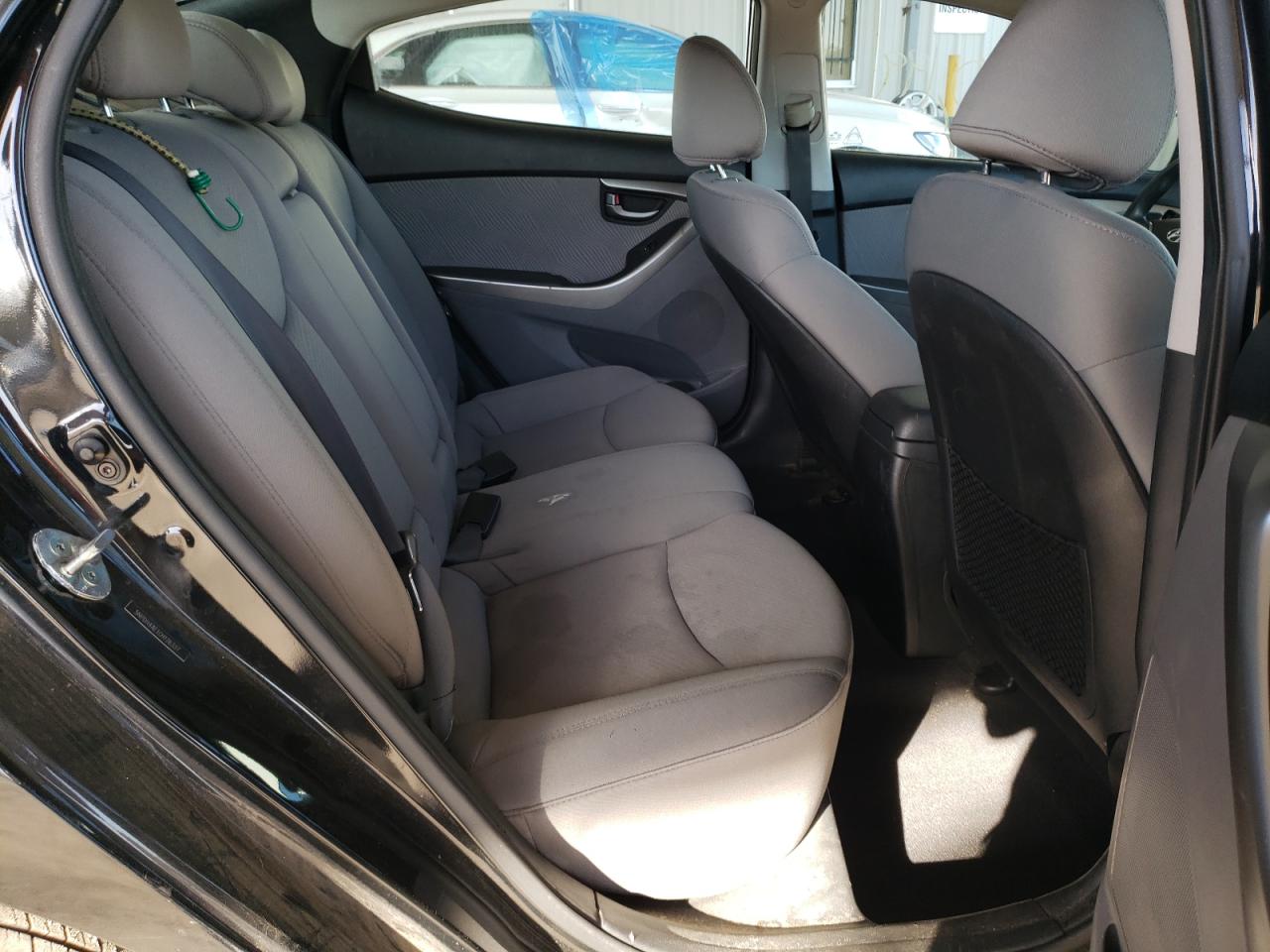 Photo 6 from auction – 2012 HYUNDAI ELANTRA GL with VIN 5NPDH4AE1CH126337