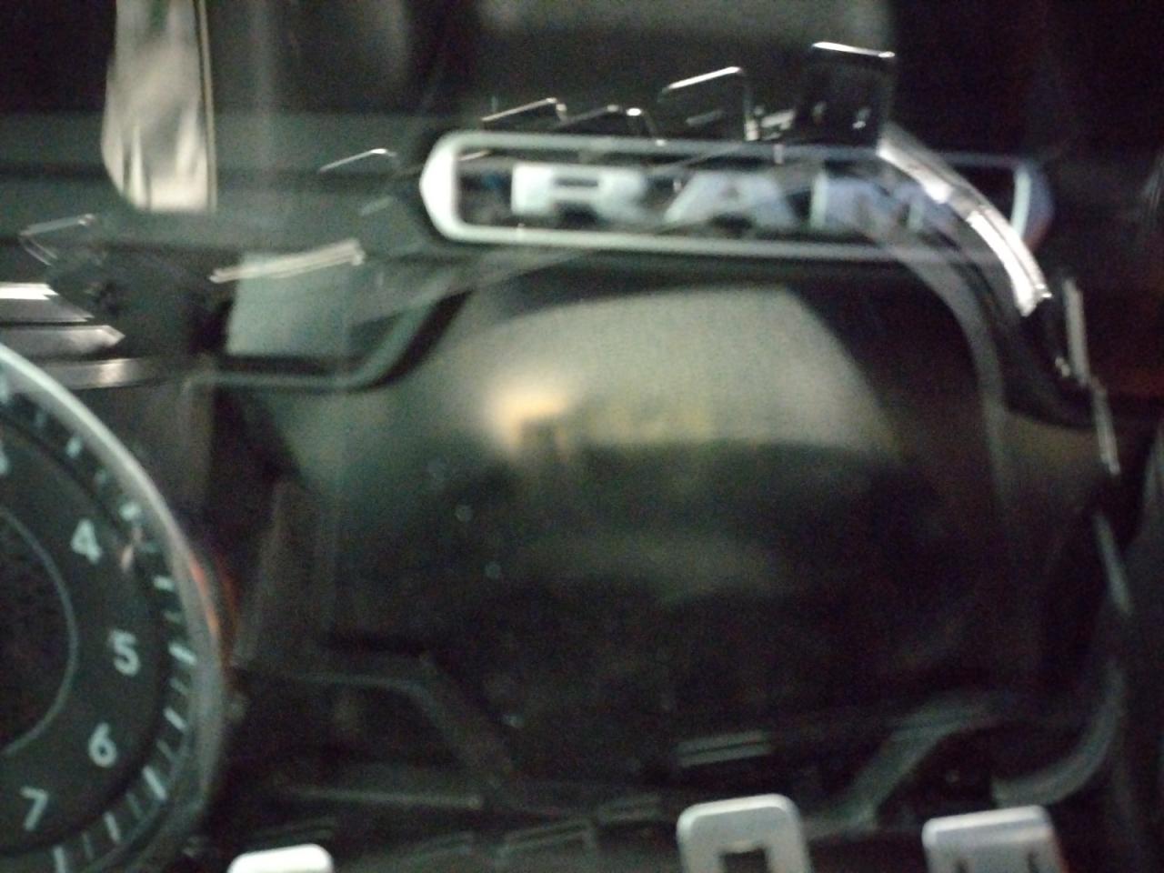 Photo 8 from auction – 2020 RAM 1500 LARAM with VIN 1C6SRFJT5LN308340