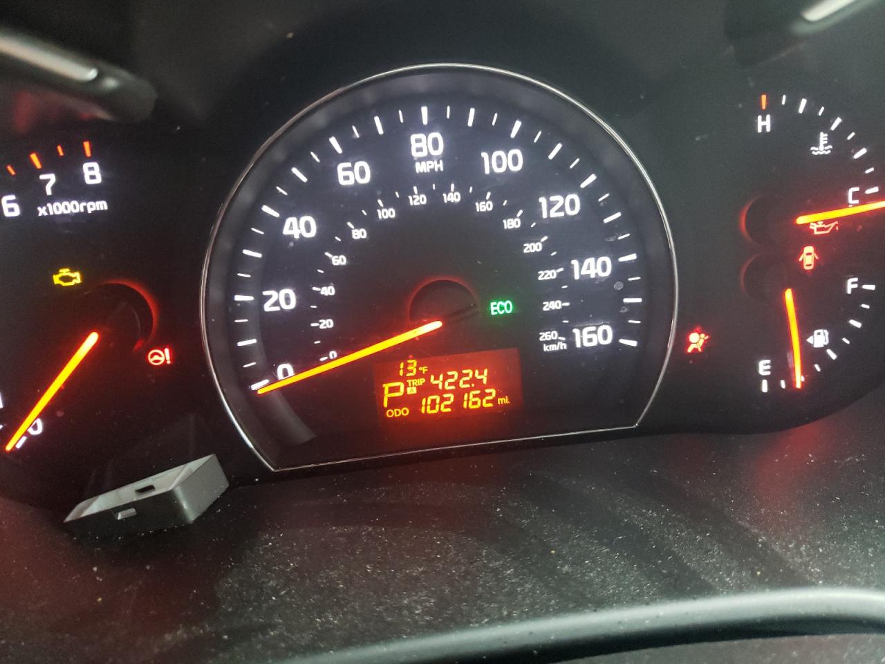 Photo 8 from auction – 2015 KIA SORENTO LX with VIN 5XYKT4A75FG585972