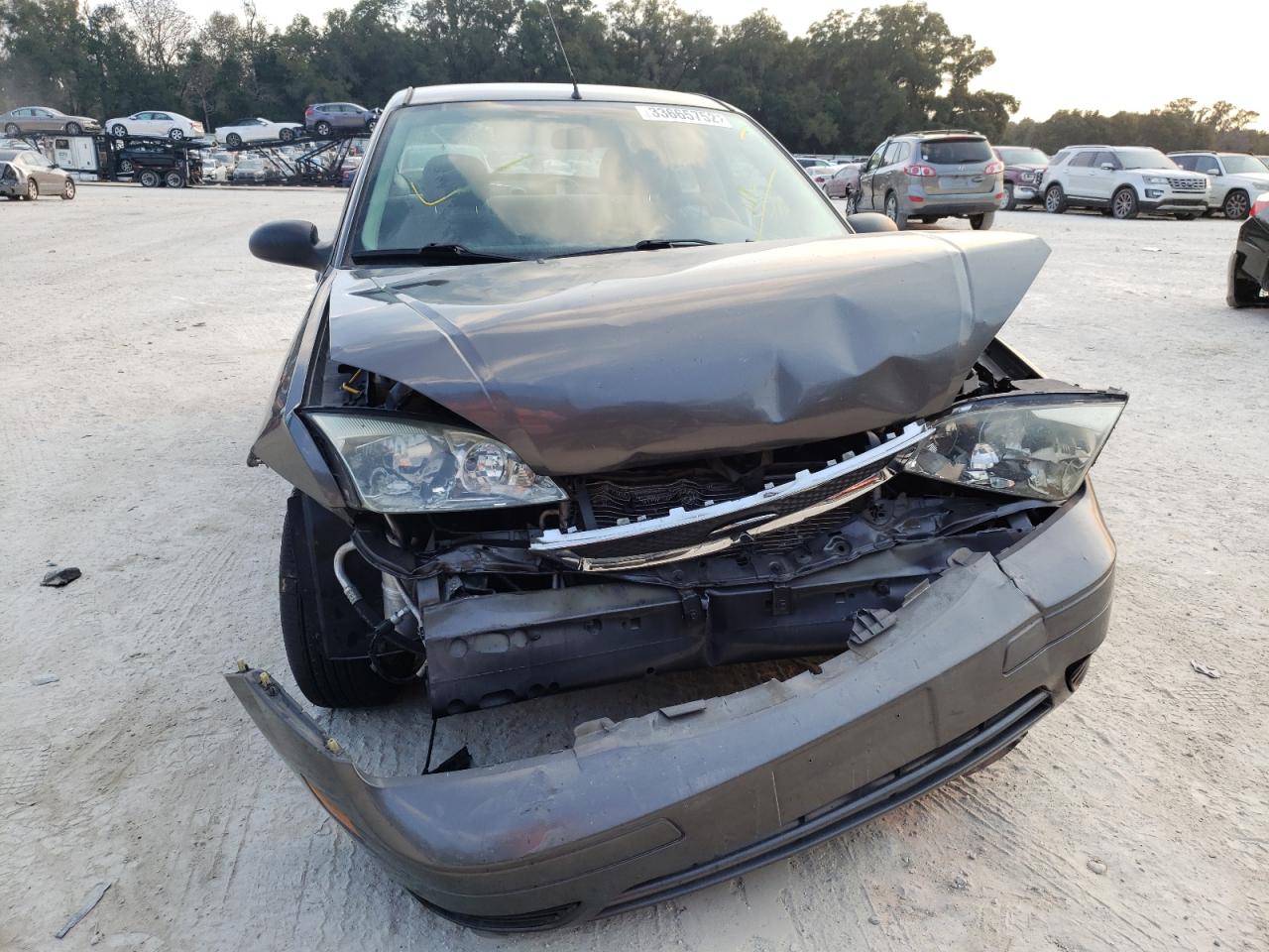 Photo 9 from auction – 2007 FORD FOCUS ZX4 with VIN 1FAFP34N97W247950