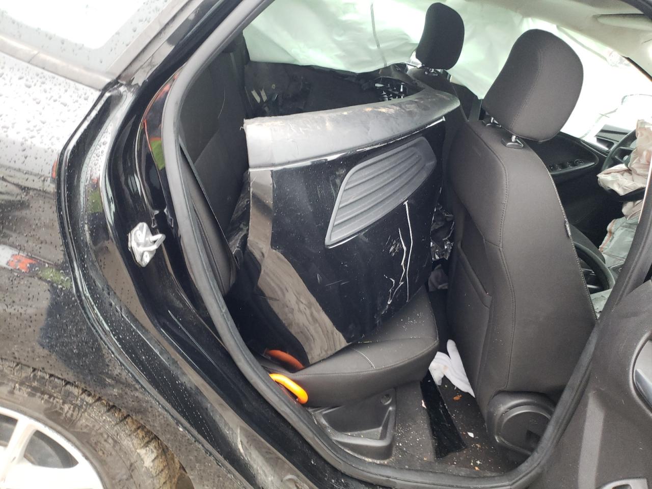 Photo 6 from auction – 2015 FORD FOCUS SE with VIN 1FADP3K26FL204649