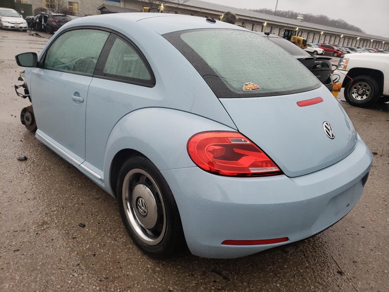 Photo 3 from auction – 2012 VOLKSWAGEN BEETLE with VIN 3VWJP7AT8CM624547