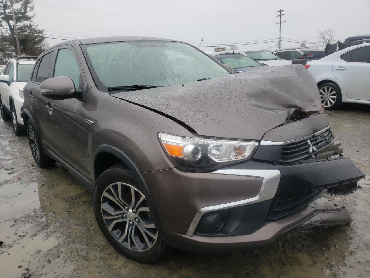 MITSUBISHI OUTLANDER 2017 with VIN JA4AR3AU7HZ005260 - Photo from auction