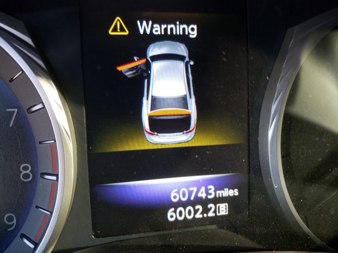 Photo 8 from auction – 2015 INFINITI Q50 BASE with VIN JN1BV7AP0FM344558