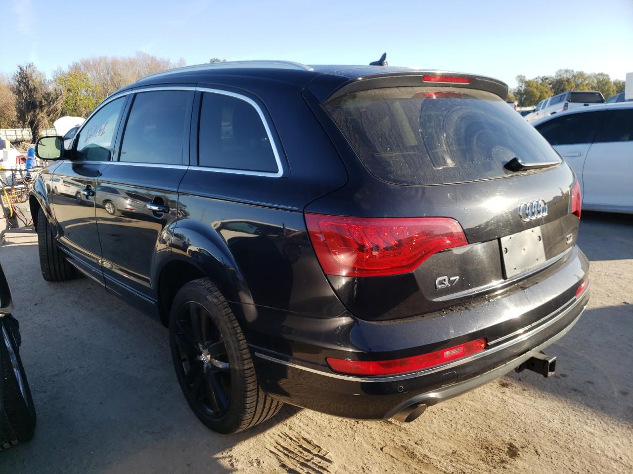 Photo 3 from auction – 2011 AUDI Q7 PREMIUM with VIN WA1LMAFE9BD009022