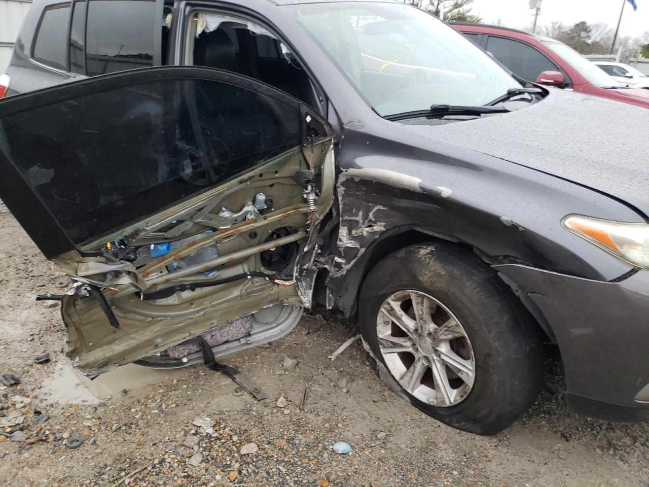 Photo 9 from auction – 2013 TOYOTA HIGHLANDER with VIN 5TDZA3EH9DS038673