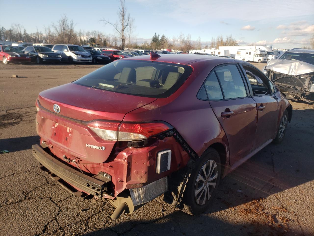 Photo 4 from auction – 2022 TOYOTA COROLLA LE with VIN JTDEAMDE3NJ040882